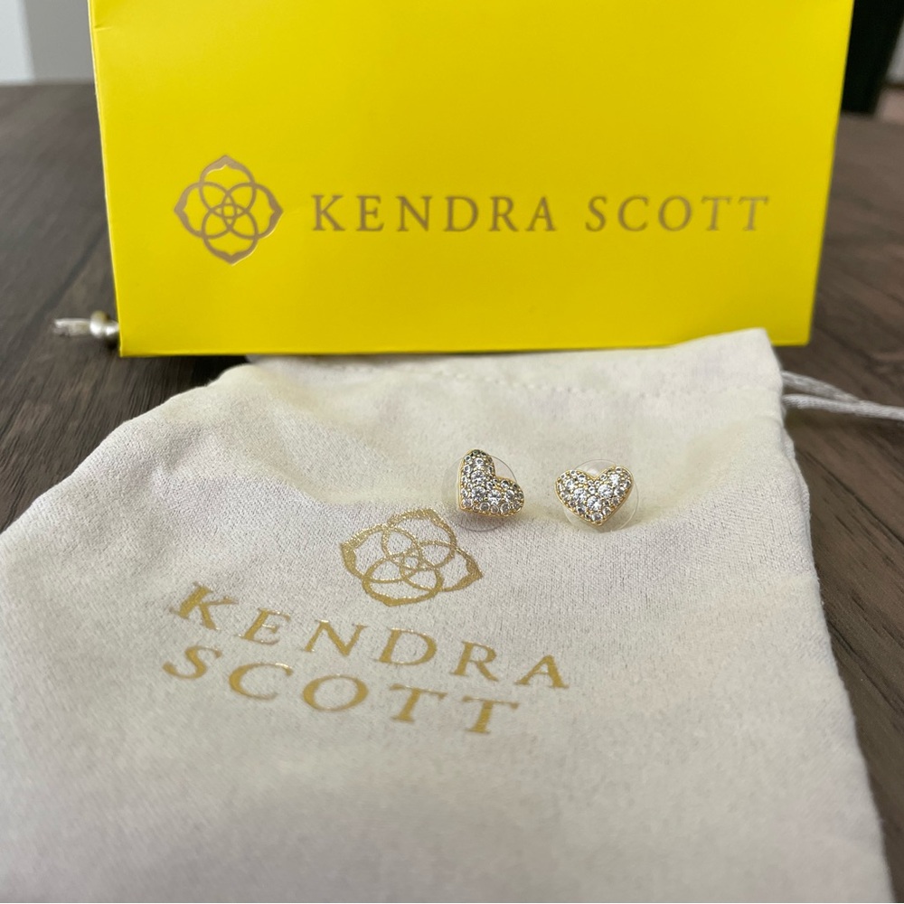 Kendra Scott Gold Heart Stud Earrings